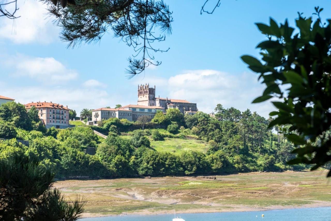 Hotel Faro De San Vicente ซาน บีเซนเต เด ลา บาร์เกรา ภายนอก รูปภาพ