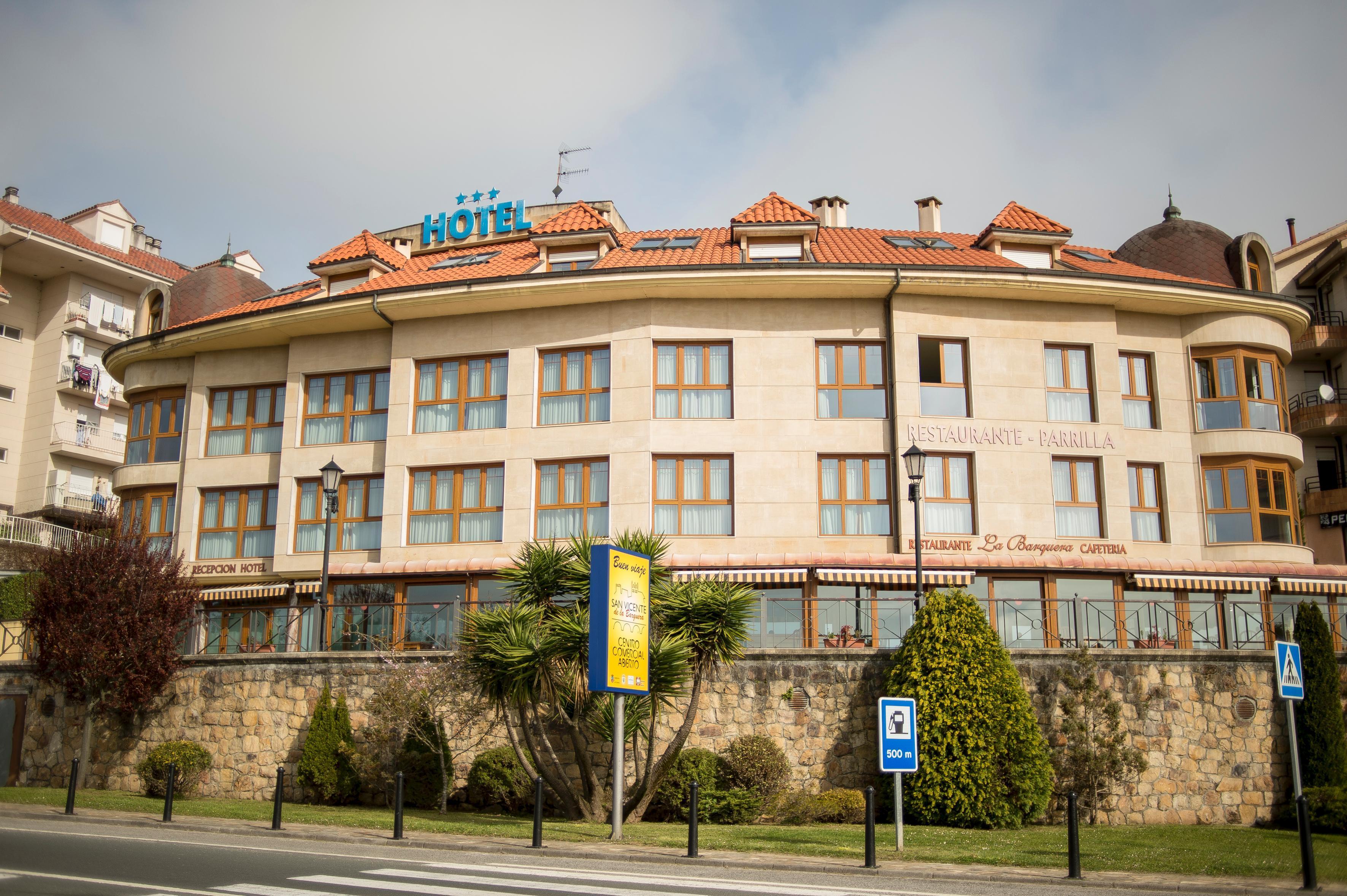 Hotel Faro De San Vicente ซาน บีเซนเต เด ลา บาร์เกรา ภายนอก รูปภาพ