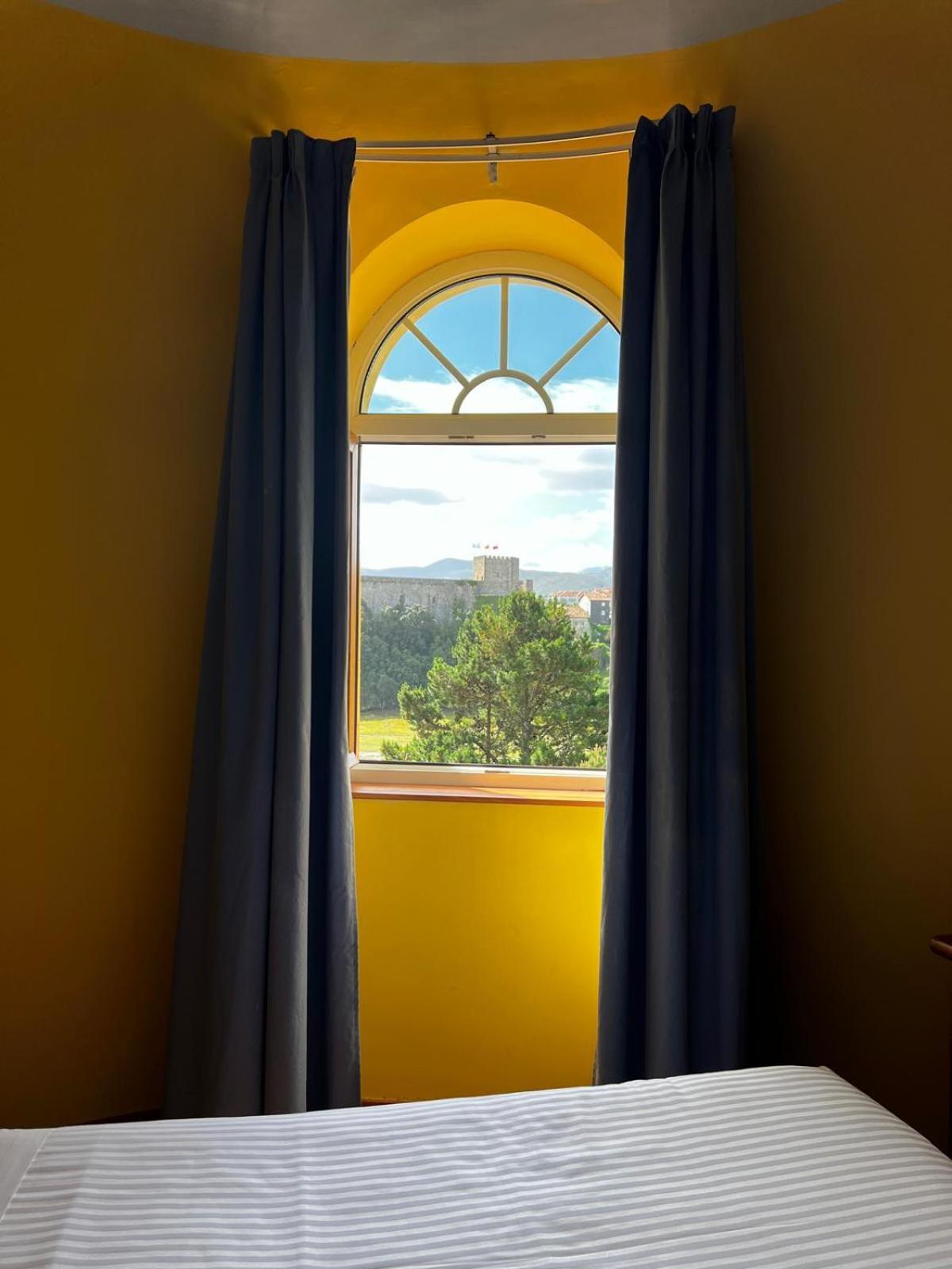 Hotel Faro De San Vicente ซาน บีเซนเต เด ลา บาร์เกรา ภายนอก รูปภาพ