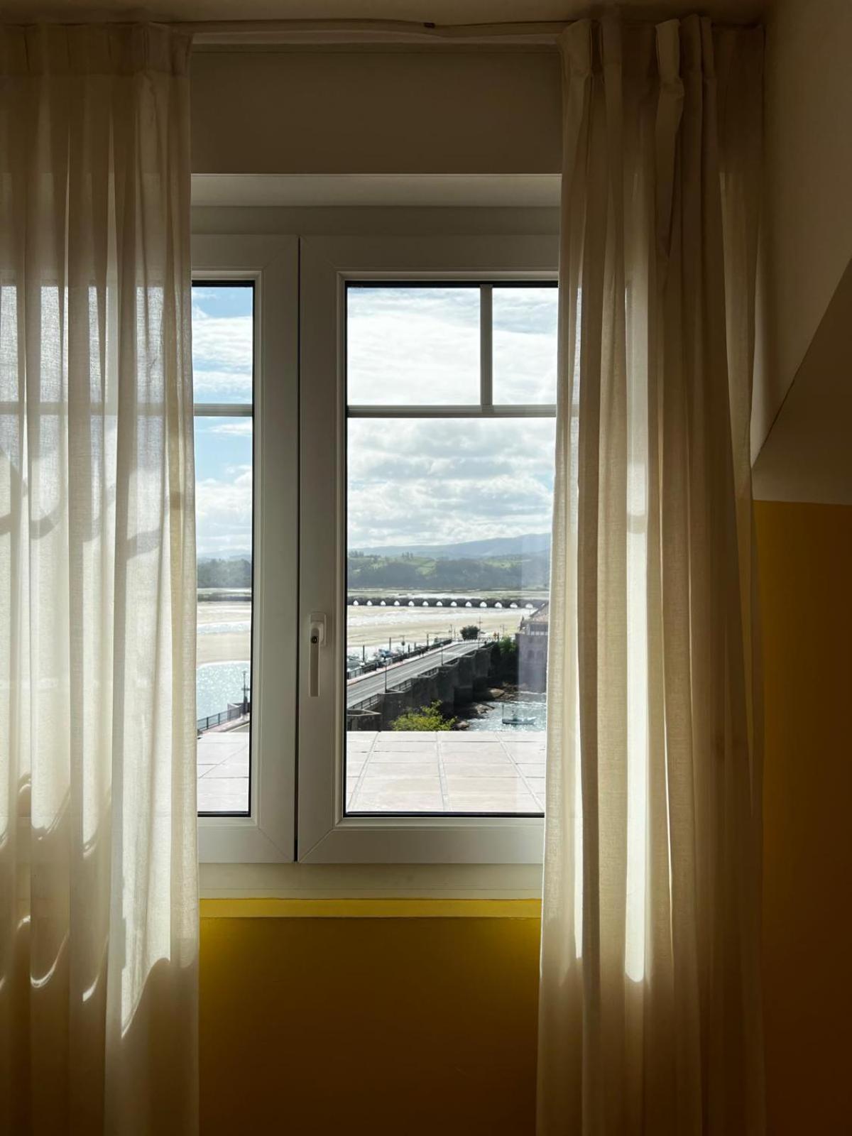 Hotel Faro De San Vicente ซาน บีเซนเต เด ลา บาร์เกรา ภายนอก รูปภาพ